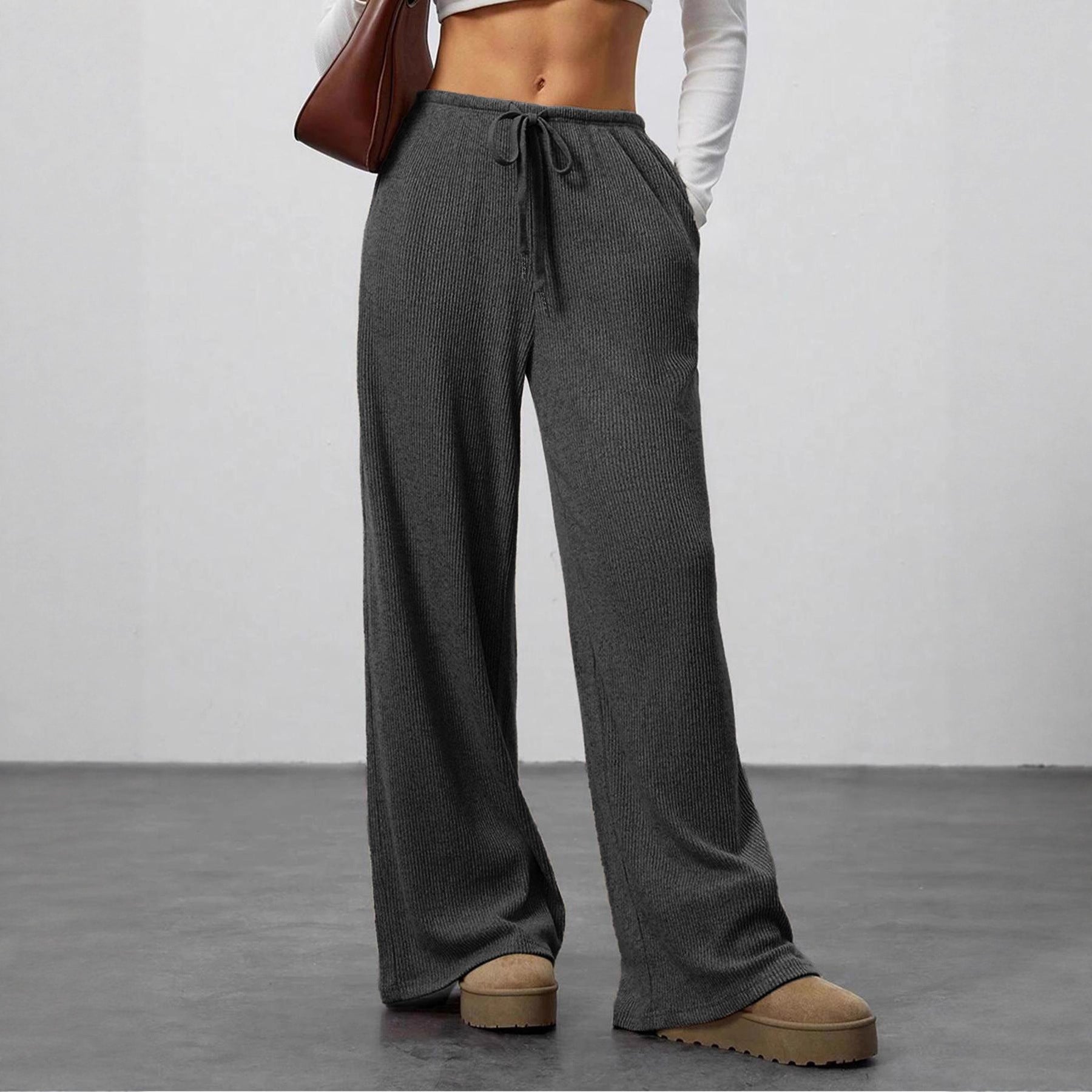 Pantalón Ribbed Flow: Confort Estructural