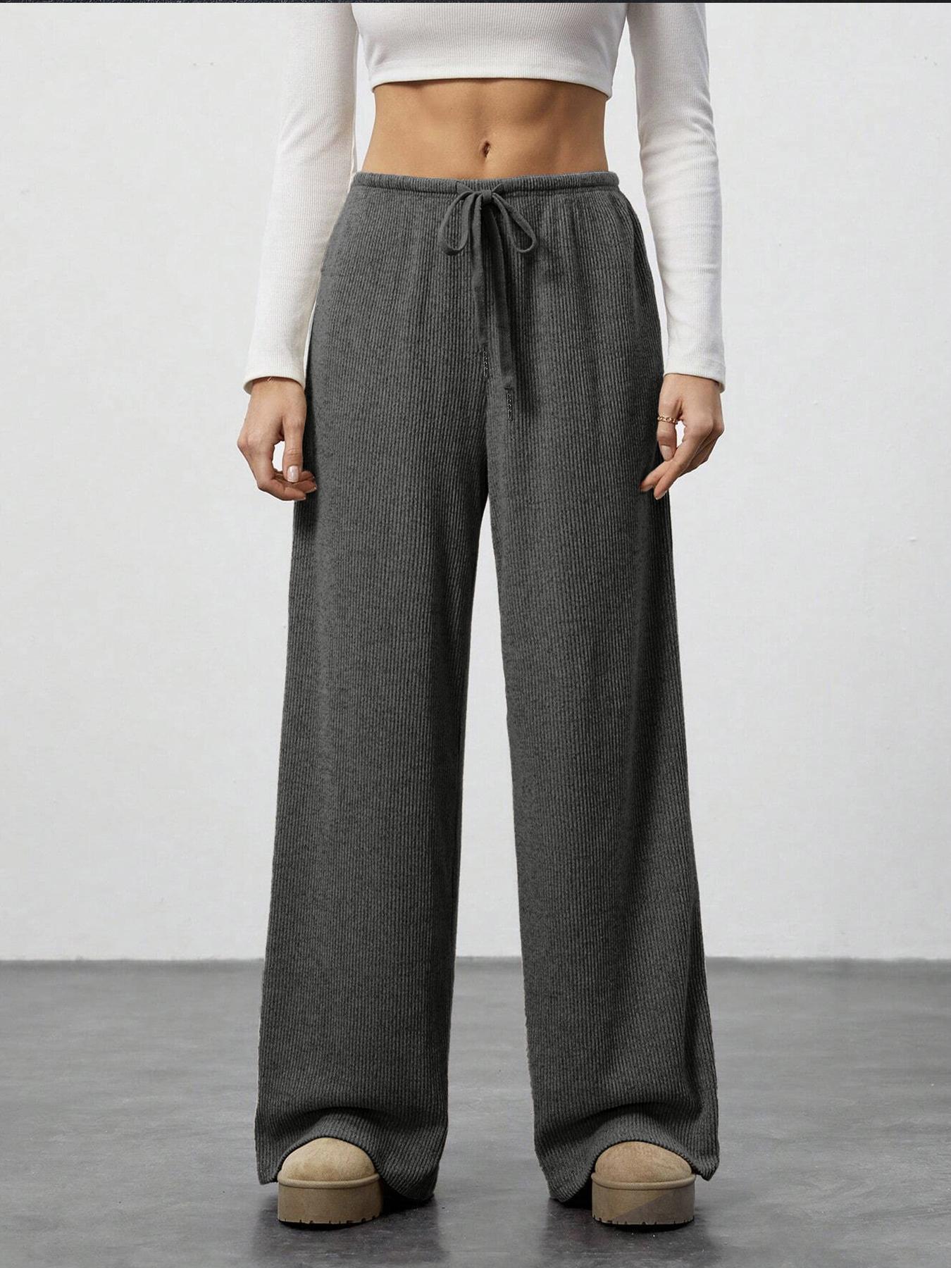 Pantalón Ribbed Flow: Confort Estructural